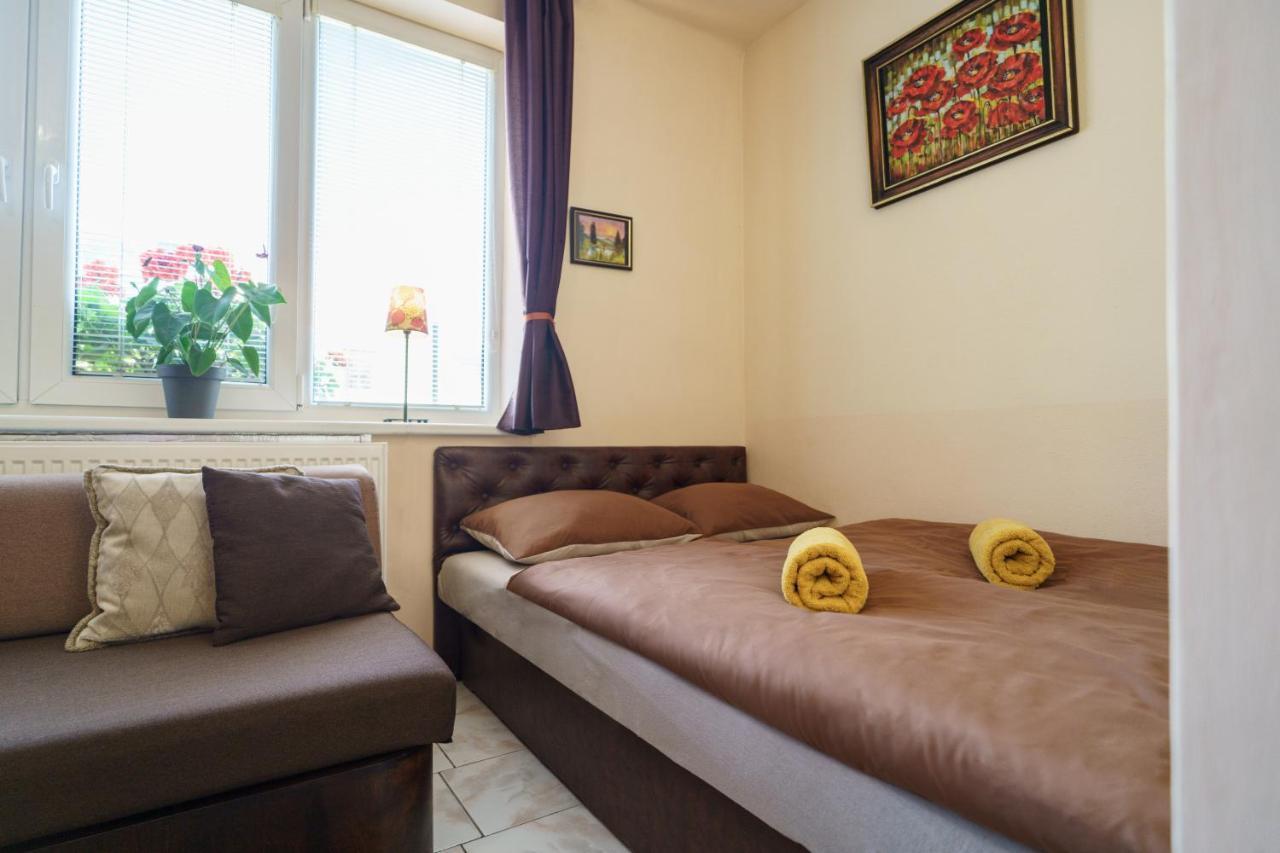Apartment Melita - The Very Centre Of Town บันสกา ชีอาว์นีซา ภายนอก รูปภาพ
