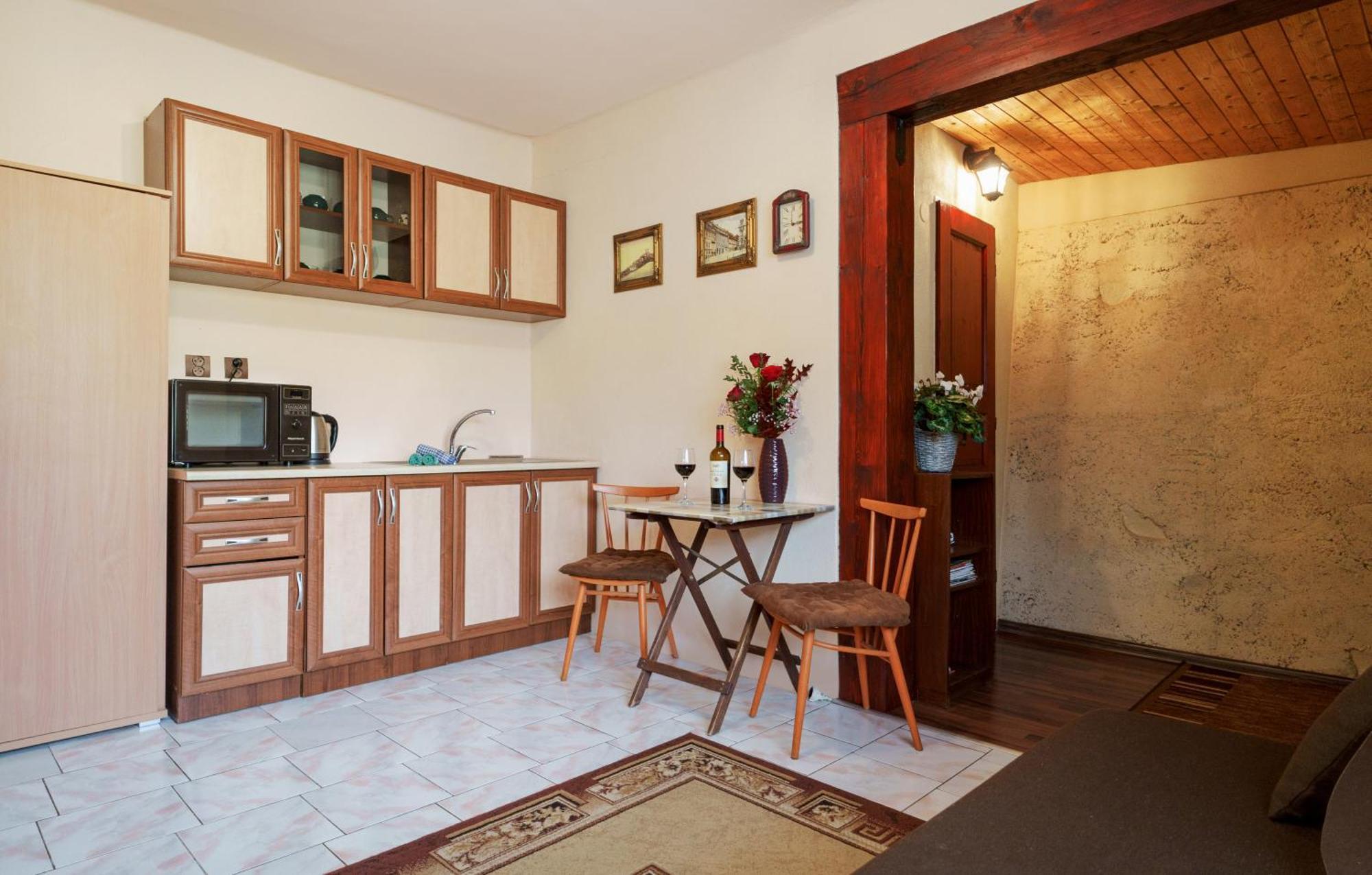 Apartment Melita - The Very Centre Of Town บันสกา ชีอาว์นีซา ภายนอก รูปภาพ